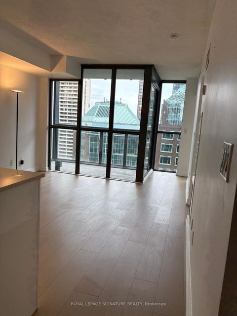 Photo 12 at 1601 - 110 Charles Street E, Yonge Corridor, Toronto Photo 12 at 1601 - 110 Charles Street E, Yonge Corridor, Toronto