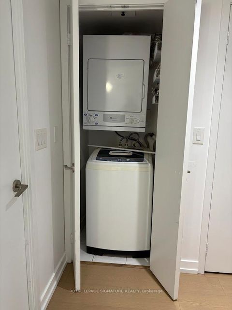 Photo 14 at 1601 - 110 Charles Street E, Yonge Corridor, Toronto Photo 14 at 1601 - 110 Charles Street E, Yonge Corridor, Toronto