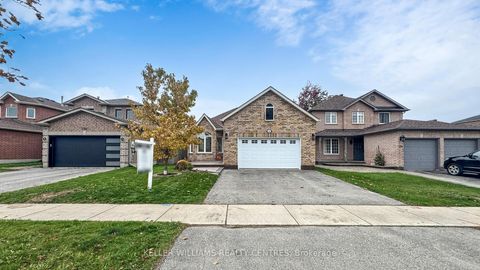 Photo 2 at 196 Marsellus Drive, Holly, Barrie