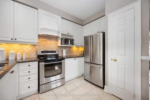 Photo 15 at 45 BRUCE CREEK Drive, Angus Glen, Markham