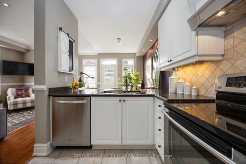 Photo 16 at 45 BRUCE CREEK Drive, Angus Glen, Markham