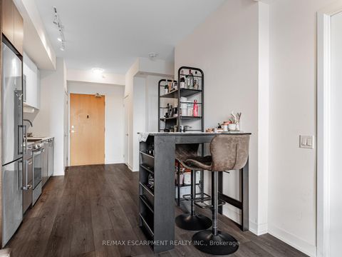 Photo 10 at 528 - 1787 St. Clair Avenue W, Pellam Park, Toronto