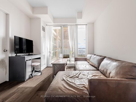 Photo 17 at 528 - 1787 St. Clair Avenue W, Pellam Park, Toronto