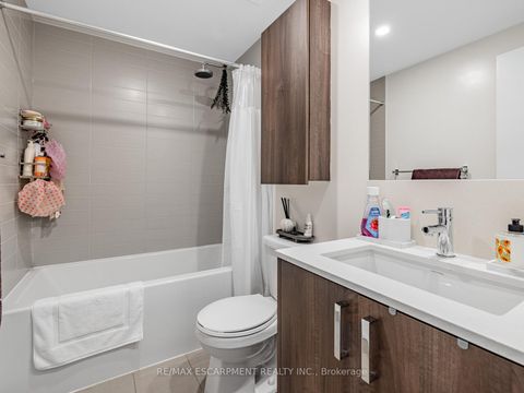 Photo 24 at 528 - 1787 St. Clair Avenue W, Pellam Park, Toronto