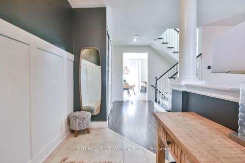 Photo 10 at 11 Blackbird Lane, 400 West, Barrie