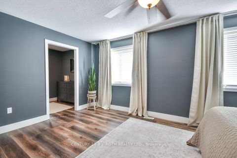 Photo 31 at 11 Blackbird Lane, 400 West, Barrie