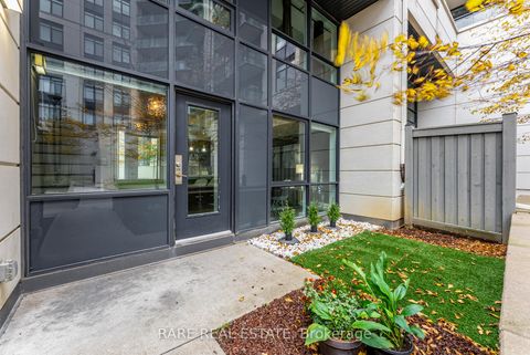 Photo 15 at 118 - 24 WOODSTREAM Boulevard, Vaughan Grove, Vaughan