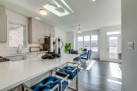 Photo 5 at 3262 Crystal Drive, GO Glenorchy, Oakville