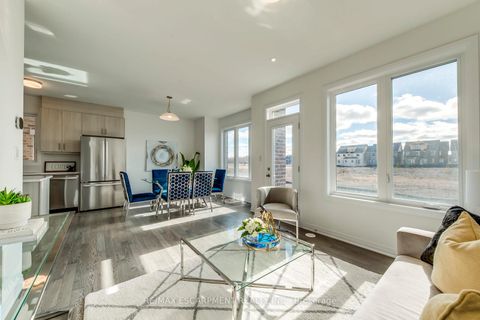 Photo 12 at 3262 Crystal Drive, GO Glenorchy, Oakville