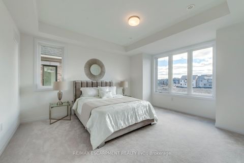 Photo 18 at 3262 Crystal Drive, GO Glenorchy, Oakville