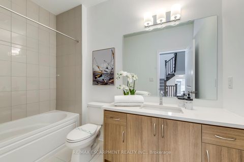 Photo 26 at 3262 Crystal Drive, GO Glenorchy, Oakville