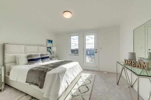 Photo 30 at 3262 Crystal Drive, GO Glenorchy, Oakville