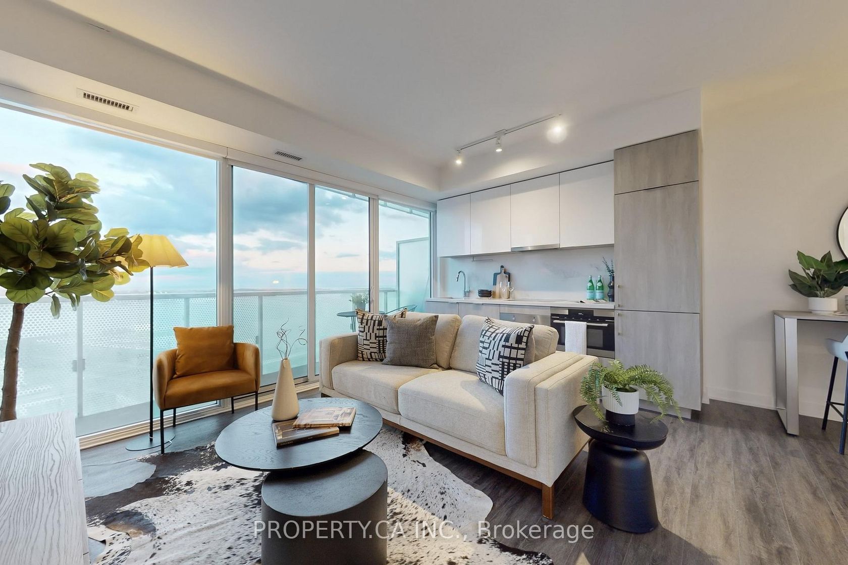 2209 - 15 Queens Quay E, Waterfront Communities C8, Toronto 