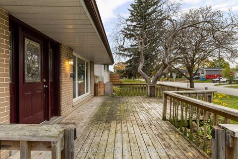 Photo 3 at 65 Ottaway Avenue, Wellington, Barrie