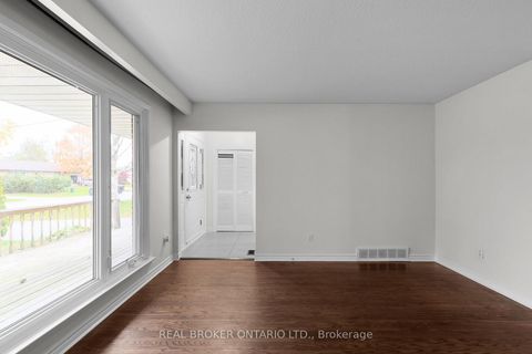 Photo 6 at 65 Ottaway Avenue, Wellington, Barrie Photo 6 at 65 Ottaway Avenue, Wellington, Barrie