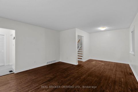 Photo 8 at 65 Ottaway Avenue, Wellington, Barrie