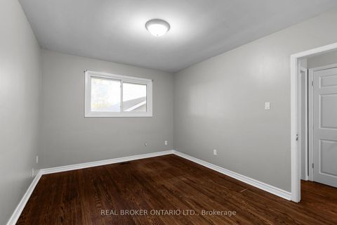 Photo 14 at 65 Ottaway Avenue, Wellington, Barrie Photo 14 at 65 Ottaway Avenue, Wellington, Barrie