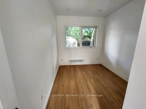 Photo 42 at 65 Ottaway Avenue, Wellington, Barrie
