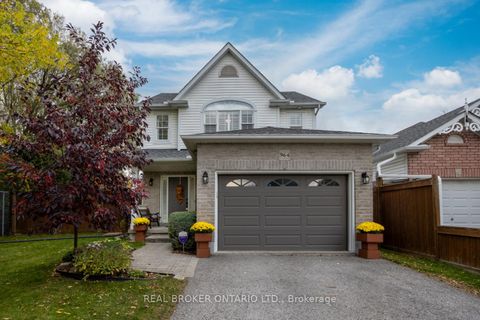 Photo 1 at 964 Grandlea Court, Pinecrest, Oshawa