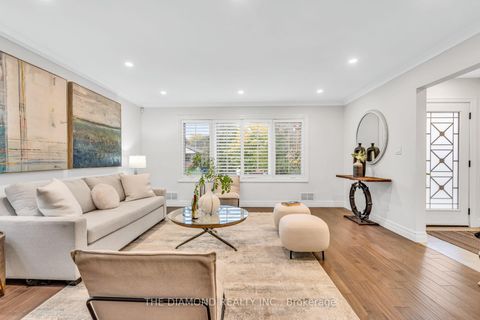 Photo 6 at 10 Cranston Road, City Centre West, Toronto