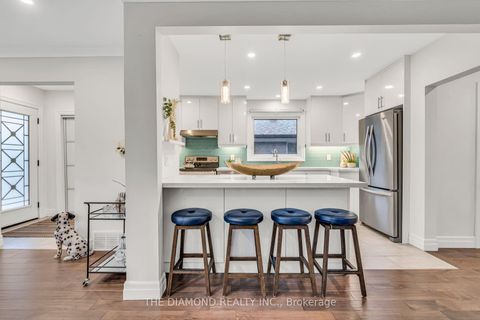 Photo 12 at 10 Cranston Road, City Centre West, Toronto