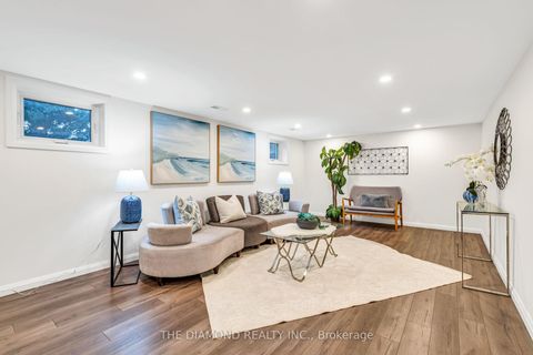 Photo 32 at 10 Cranston Road, City Centre West, Toronto