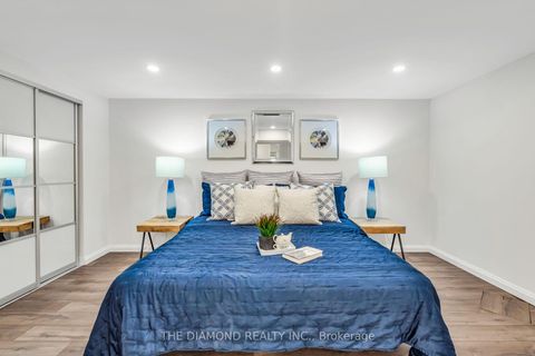 Photo 38 at 10 Cranston Road, City Centre West, Toronto