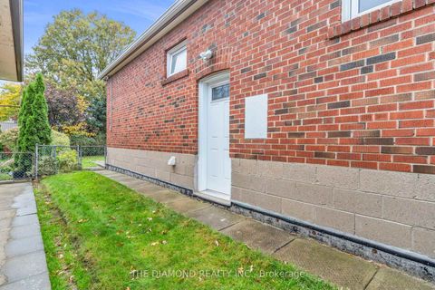 Photo 46 at 10 Cranston Road, City Centre West, Toronto