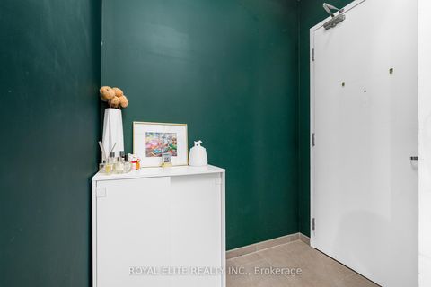 Photo 3 at 307 - 218 King Street E, Moss Park, Toronto