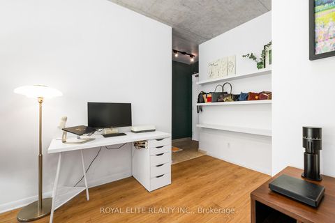 Photo 4 at 307 - 218 King Street E, Moss Park, Toronto