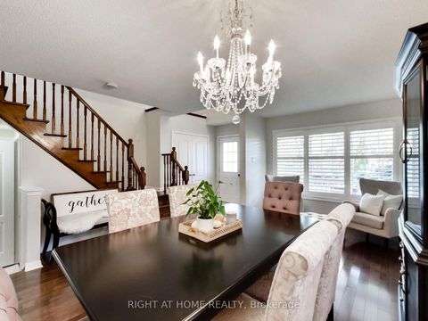 Photo 10 at 2527 Nettlecreek Crescent, WT West Oak Trails, Oakville