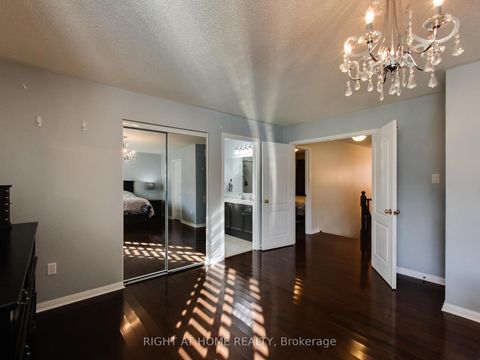 Photo 27 at 2527 Nettlecreek Crescent, WT West Oak Trails, Oakville