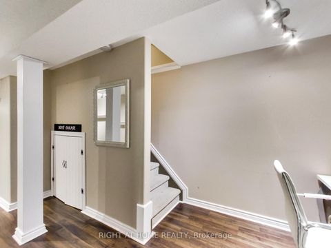 Photo 37 at 2527 Nettlecreek Crescent, WT West Oak Trails, Oakville