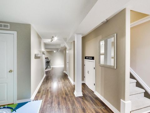 Photo 38 at 2527 Nettlecreek Crescent, WT West Oak Trails, Oakville