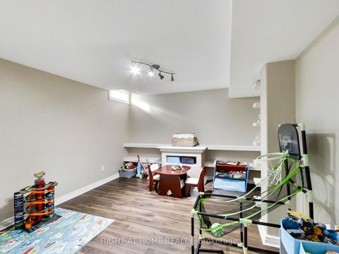 Photo 42 at 2527 Nettlecreek Crescent, WT West Oak Trails, Oakville