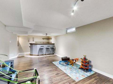 Photo 44 at 2527 Nettlecreek Crescent, WT West Oak Trails, Oakville