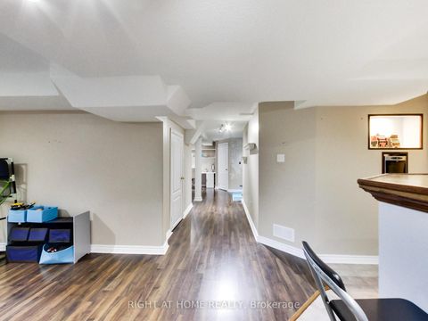 Photo 45 at 2527 Nettlecreek Crescent, WT West Oak Trails, Oakville