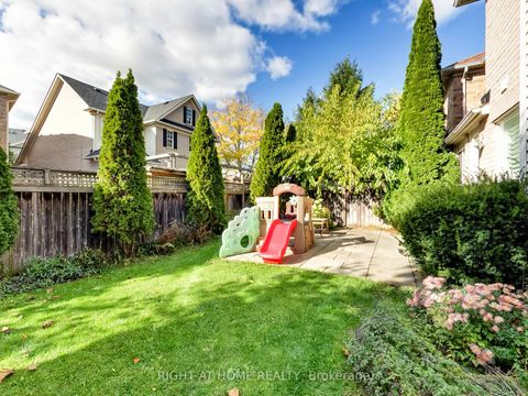 Photo 49 at 2527 Nettlecreek Crescent, WT West Oak Trails, Oakville