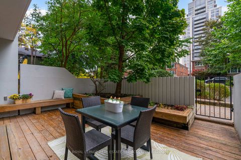 Photo 23 at 115 - 100 Quebec Avenue, High Park North, Toronto