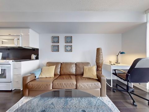 Photo 10 at 1710 - 21 Iceboat Terrace, Waterfront Communities C1, Toronto