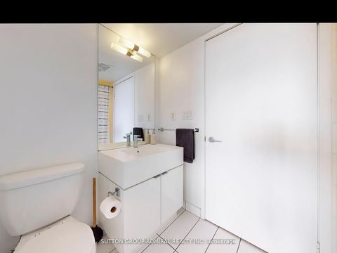 Photo 20 at 1710 - 21 Iceboat Terrace, Waterfront Communities C1, Toronto