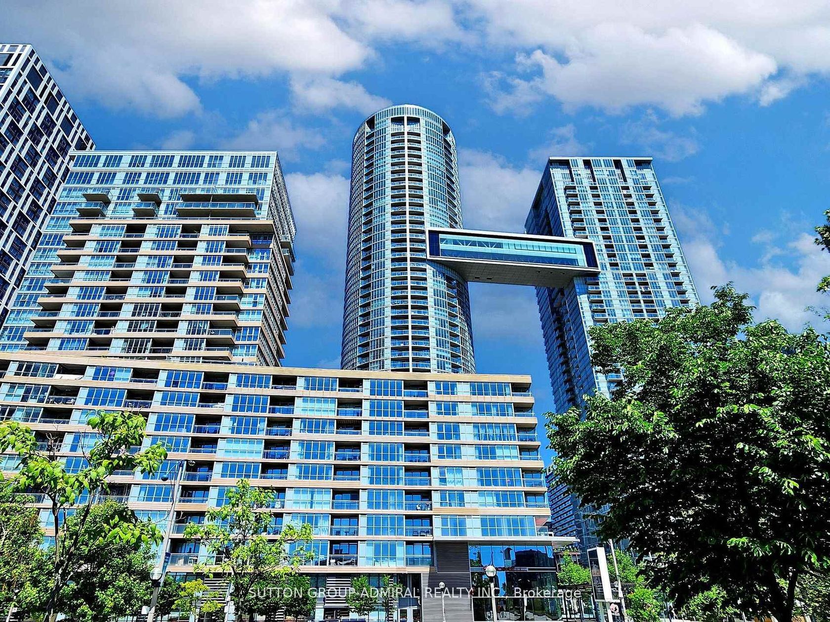1710 - 21 Iceboat Terrace, Waterfront Communities C1, Toronto photo number 2 1710 - 21 Iceboat Terrace, Waterfront Communities C1, Toronto photo number 2