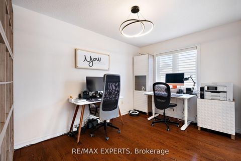 Photo 23 at 40 Heron Hollow Avenue, Oak Ridges, Richmond Hill