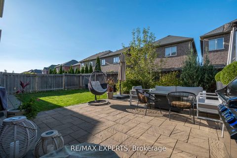 Photo 39 at 40 Heron Hollow Avenue, Oak Ridges, Richmond Hill