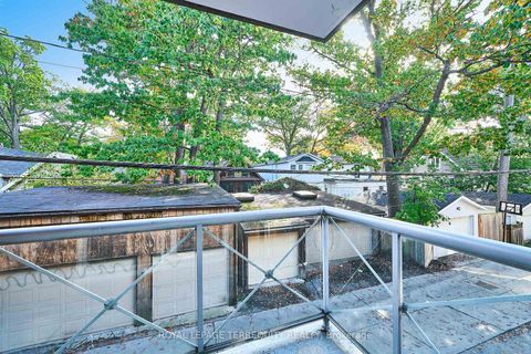 Photo 14 at 203 - 2365 Queen Street E, The Beaches, Toronto