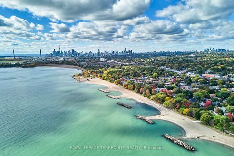 Photo 16 at 203 - 2365 Queen Street E, The Beaches, Toronto