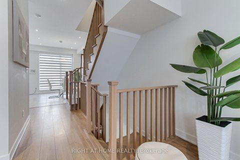 Photo 8 at 14 Pageant Avenue, Vellore Village, Vaughan