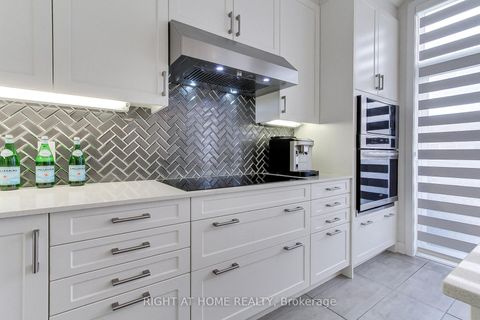 Photo 18 at 14 Pageant Avenue, Vellore Village, Vaughan