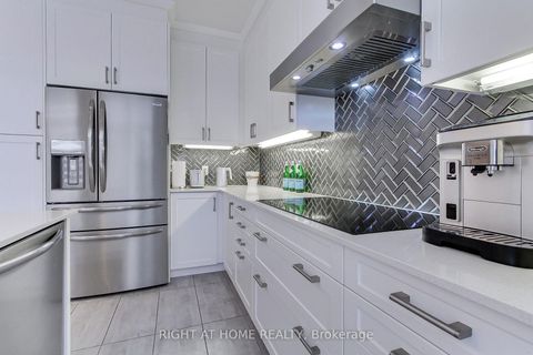 Photo 19 at 14 Pageant Avenue, Vellore Village, Vaughan