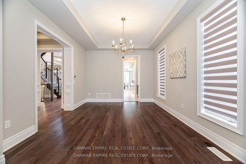 Photo 5 at 386 Tudor Avenue, WO West, Oakville